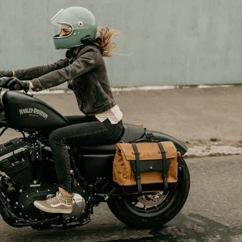Общая локомотивная боковая сумка старая водонепроницаемая боковая выпуклая мотоциклетная сумка Рыцарь сумка на плечо сумка для шлема дорожная сумка большой емкости