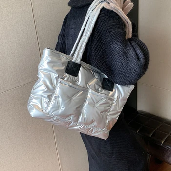 Champagne Silver Женские сумки Модная стеганая сумка для шоппера 2023 Новая зимняя мягкая сумка через плечо Сумка большой емкости с верхней ручкой